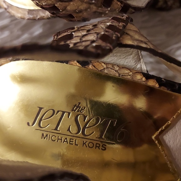 Micheal Kors leather sandals EUC - Picture 3 of 10